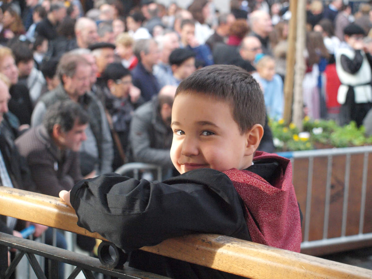 Fotos: Talos, txistorra y sidra se adueñan de Azpeitia