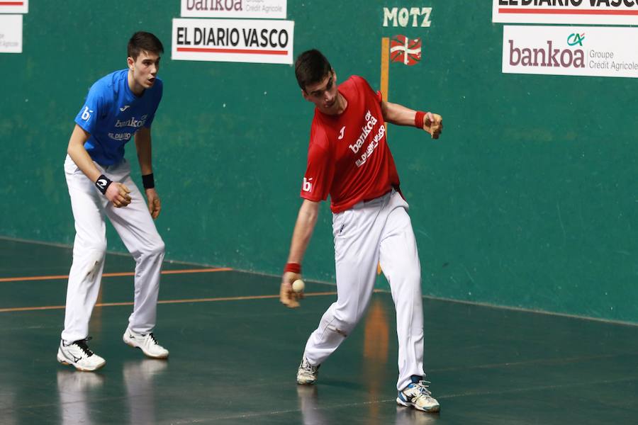 Triunfo de Murua y Elizegi en promesas (22-11) y de Miren Larrarte (22-20) en el femenino
