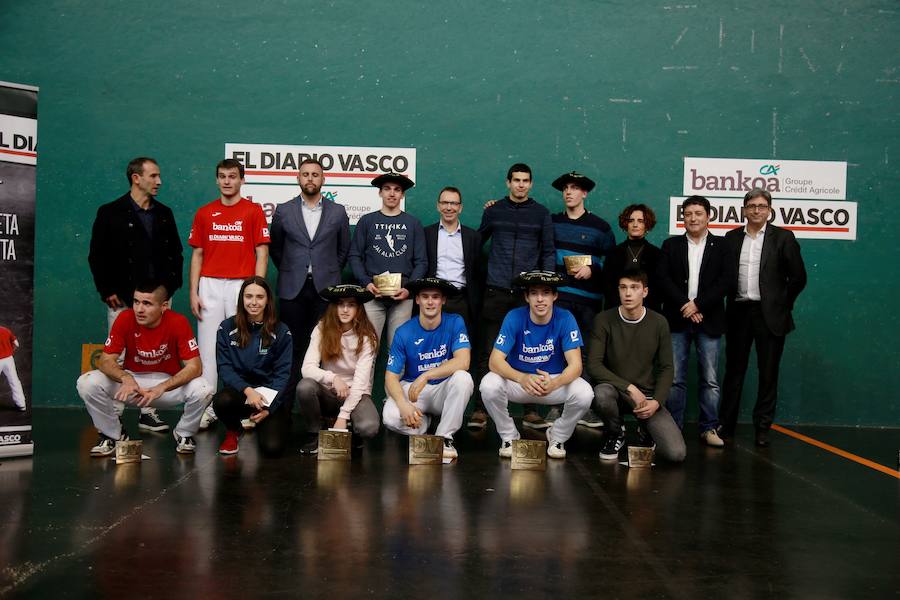 Eneko Labaka firma el triplete con Uriondo (12-22), Murua y Elizegi en promesas (22-11) y de Miren Larrarte (22-20) en el femenino