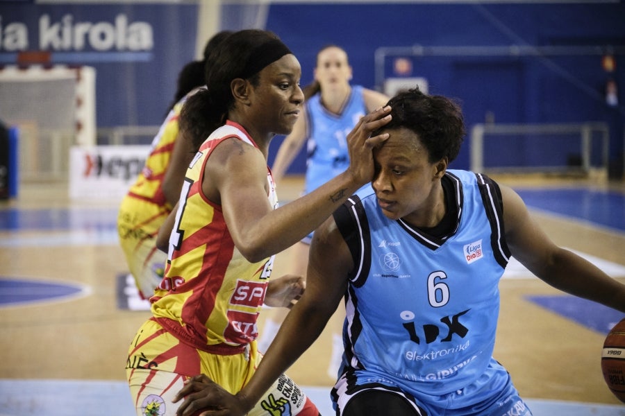 IDK Gipuzkoa ha perdido esta tarde en el Gasca 60-74 ante el líder de la Liga Día el Girona.