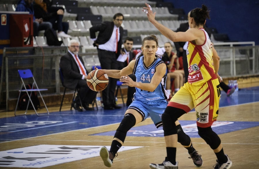 IDK Gipuzkoa ha perdido esta tarde en el Gasca 60-74 ante el líder de la Liga Día el Girona.
