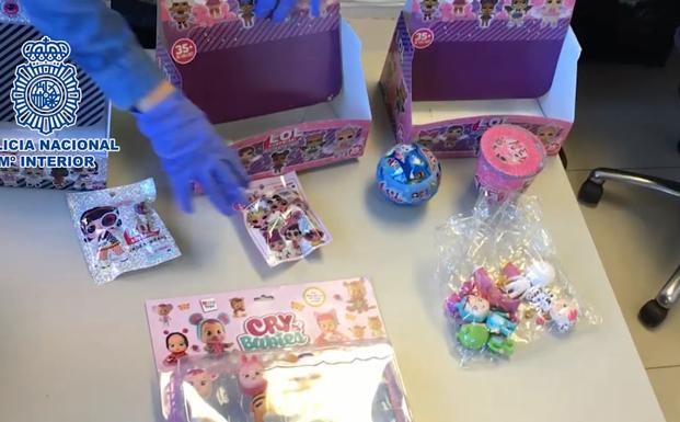 La Policía interviene en Madrid más de 172.000 juguetes falsos y peligrosos para los menores