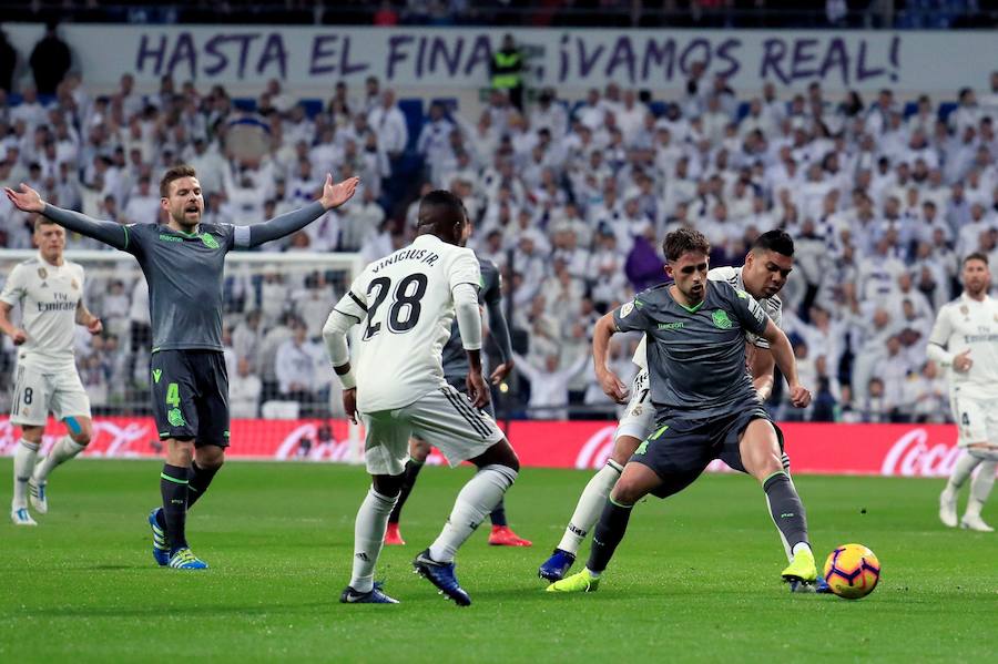 Gran ambiente en el Santiago Bernabéu donde se enfrenta la Real Sociedad de Imanol Alguacil al Madrid de Solari.