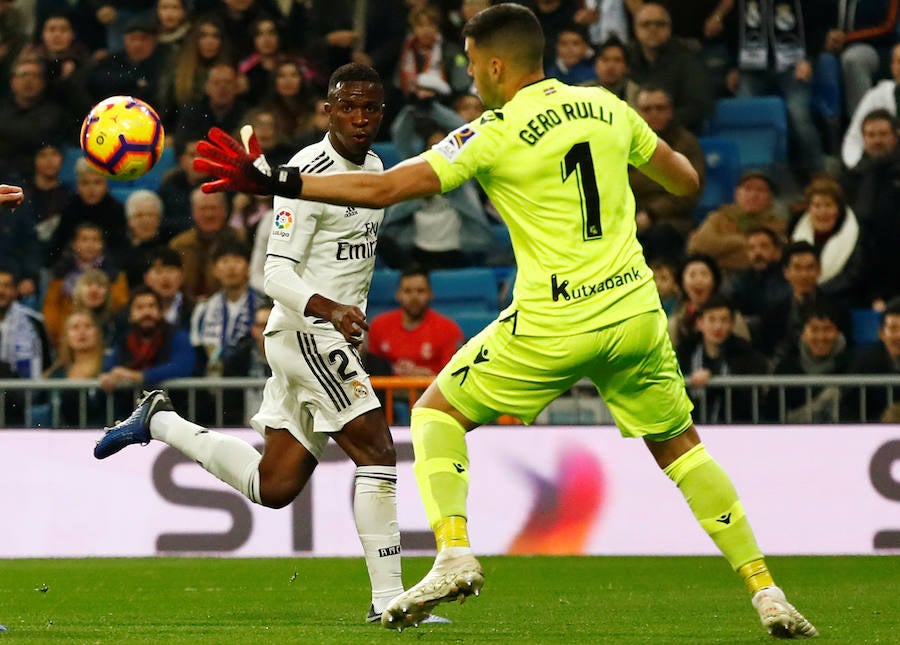 Gran ambiente en el Santiago Bernabéu donde se enfrenta la Real Sociedad de Imanol Alguacil al Madrid de Solari.