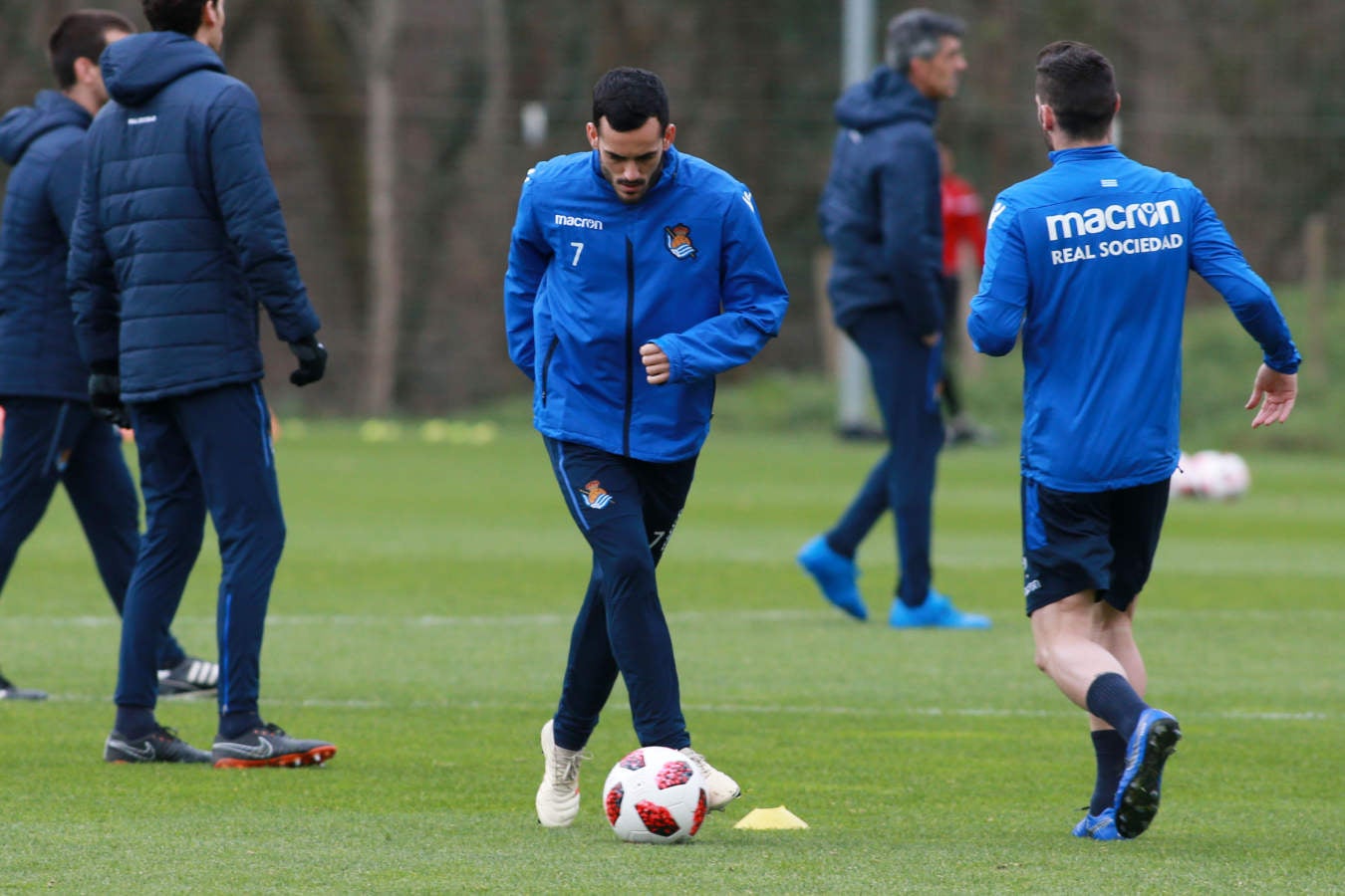 La Real Sociedad tratará de prolongar su buen momento anímico en la Copa del Rey en casa del Betis, en busca de un buen resultado que deje viva la eliminatoria para poder resolverla en Anoeta