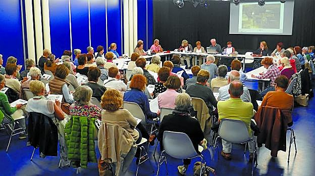 El Ciclo de Literatura y Cine de Aiete vuelve mañana a la Casa de Cultura.