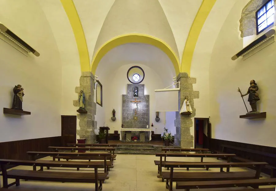 Interior de la iglesia de Bedaio.