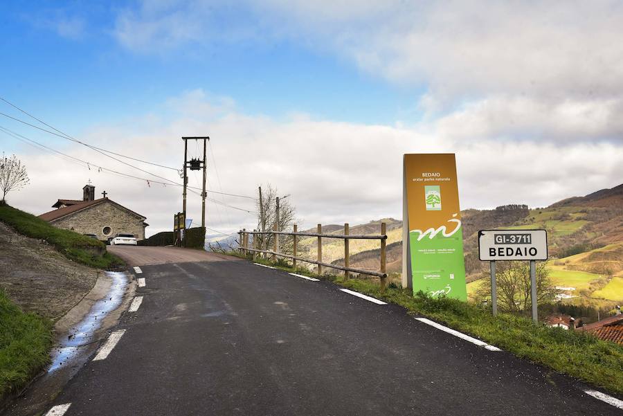 Este barrio de Tolosa se halla en las faldas septentrionales del Balerdi y cuenta con una acusada individualidad geográfica