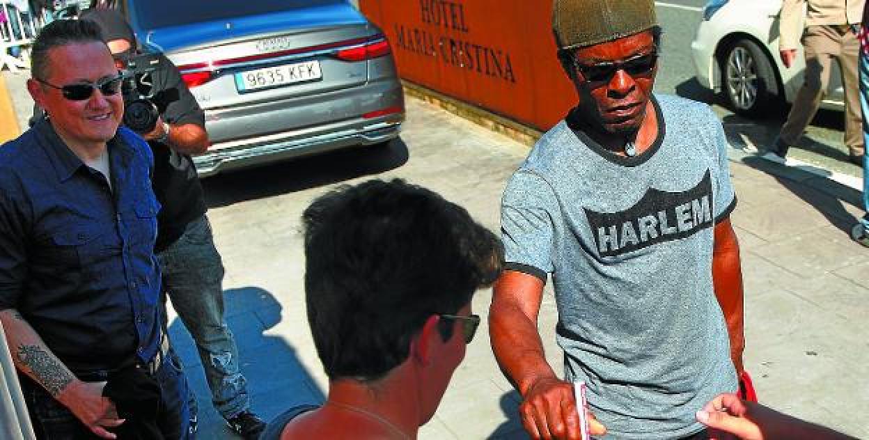Muguruza y el actor Isaach de Bankolé presentaron el filme en el Festival de Cine. 