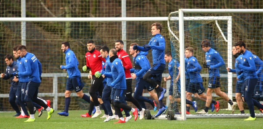 La Real Sociedad ha completado esta sábado la última sesión preparatoria antes de recibir al Huesca este domingo en Anoeta. 