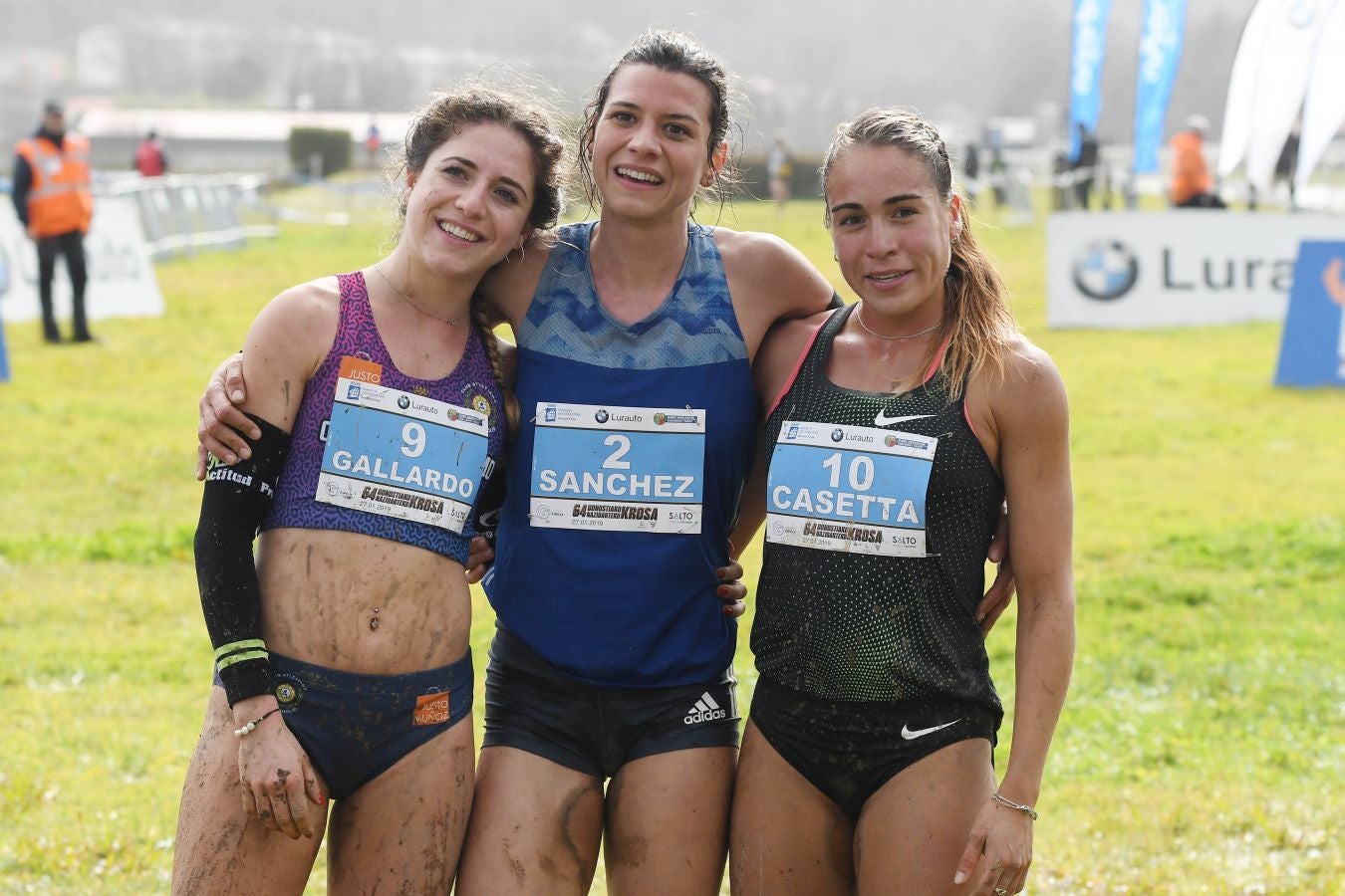 Infernal mañana en el hipódromo donostiarra, con poco público