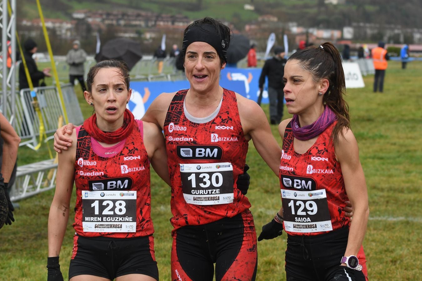 Infernal mañana en el hipódromo donostiarra, con poco público