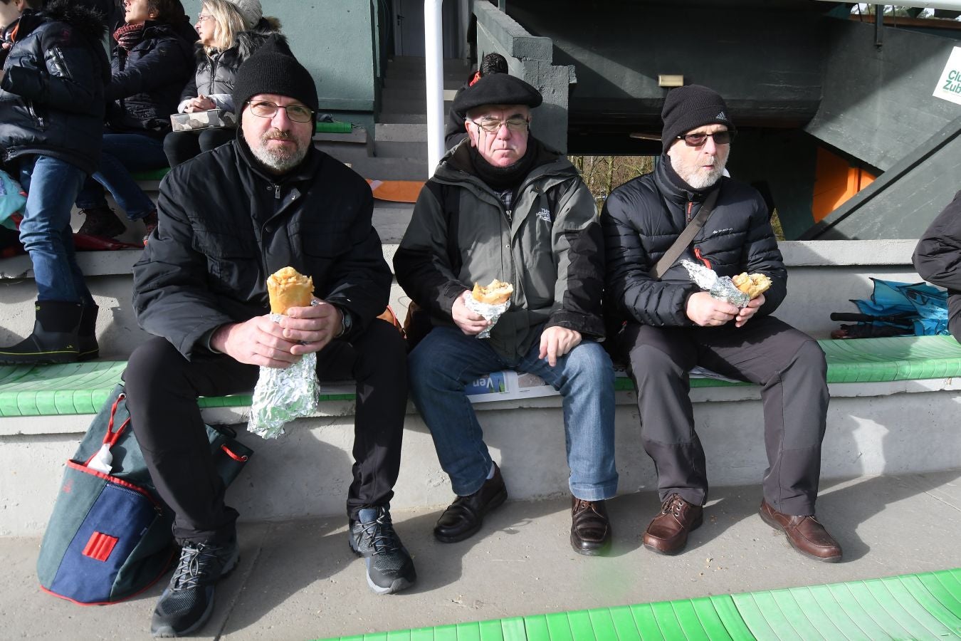Fotos: El público del cross de San Sebastián desafía al viento y la lluvia