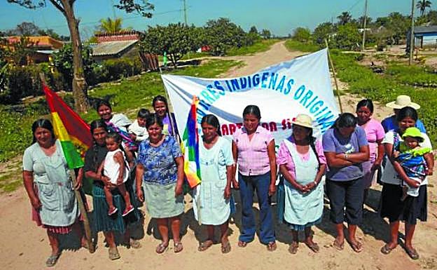 Exposición. El papel de la mujer agricultora en el municipio boliviano de San Pedro, crucial en la defensa de sus derechos.