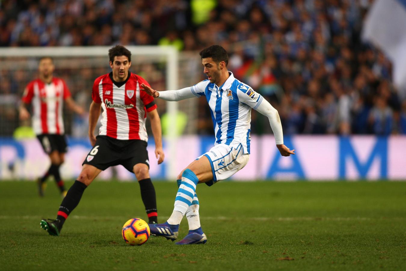 Las mejores imágenes del derbi entre la Real Sociedad y el Athletic en Anoeta. 