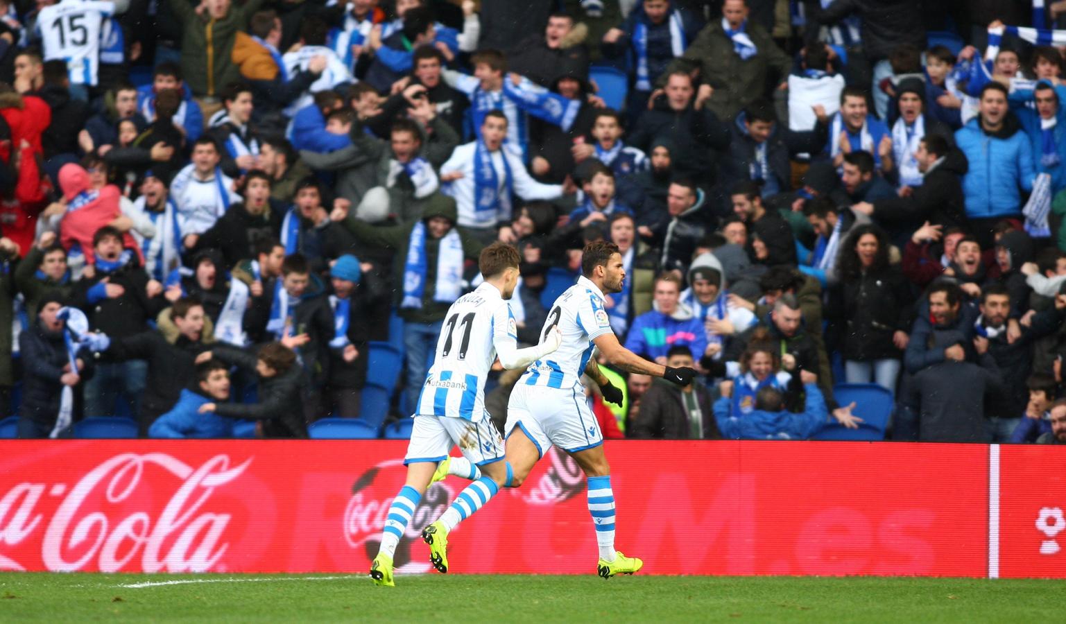 Las mejores imágenes del derbi entre la Real Sociedad y el Athletic en Anoeta. 