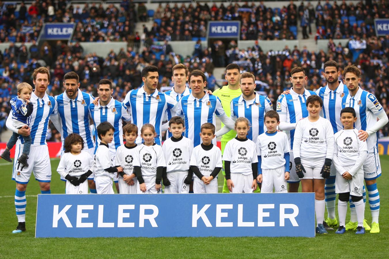 Las mejores imágenes del derbi entre la Real Sociedad y el Athletic en Anoeta. 