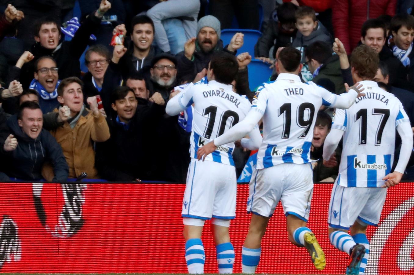Las mejores imágenes del derbi entre la Real Sociedad y el Athletic en Anoeta. 