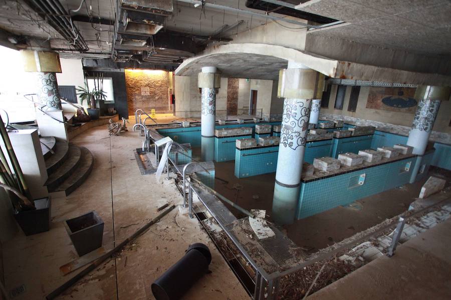 Se cumplen cinco años del 'Tsunami' que arrasó la costa guipuzcoana. Repasa las fotos de aquella jornada.