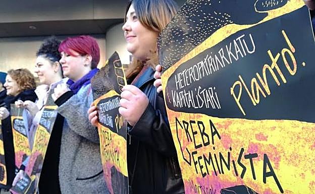 Sindicatos vascos convocan el 8 de Marzo una «huelga feminista» y llaman a «plantarse en casa y el trabajo»