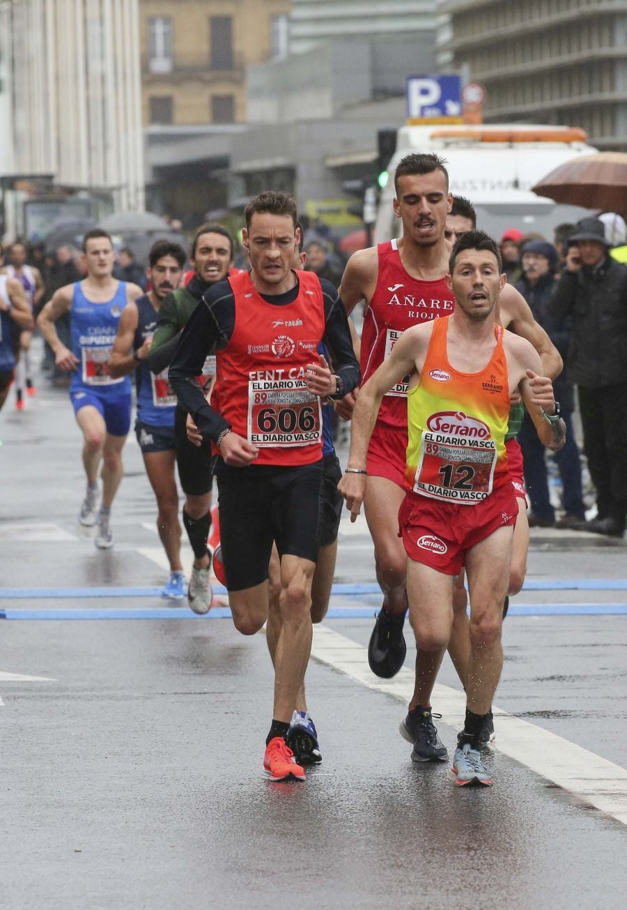 Lluvia, frío y triunfos muy reñidos en los 10 kilómetros de la Gimnástica de Ulía 