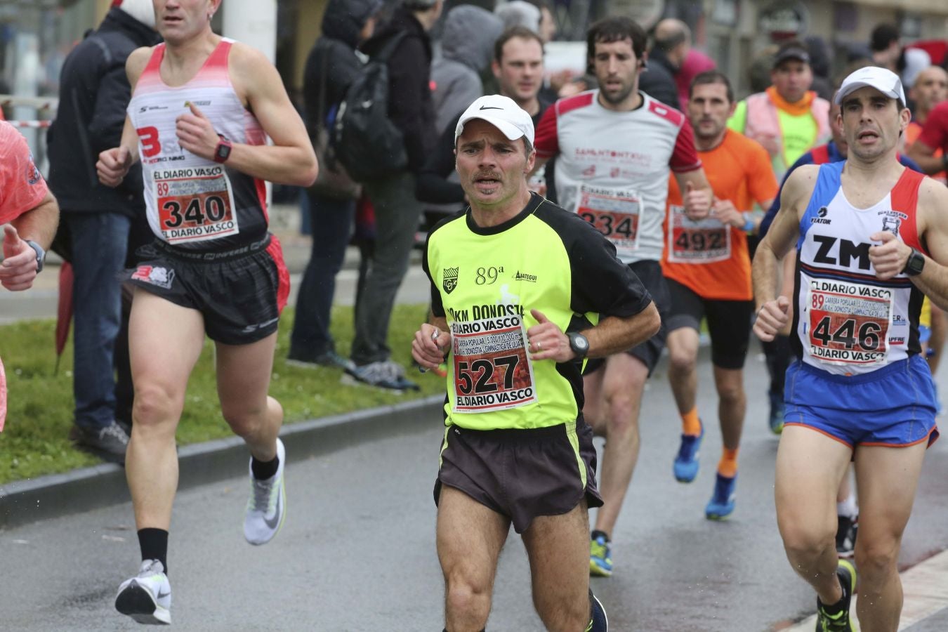 Lluvia, frío y triunfos muy reñidos en los 10 kilómetros de la Gimnástica de Ulía 