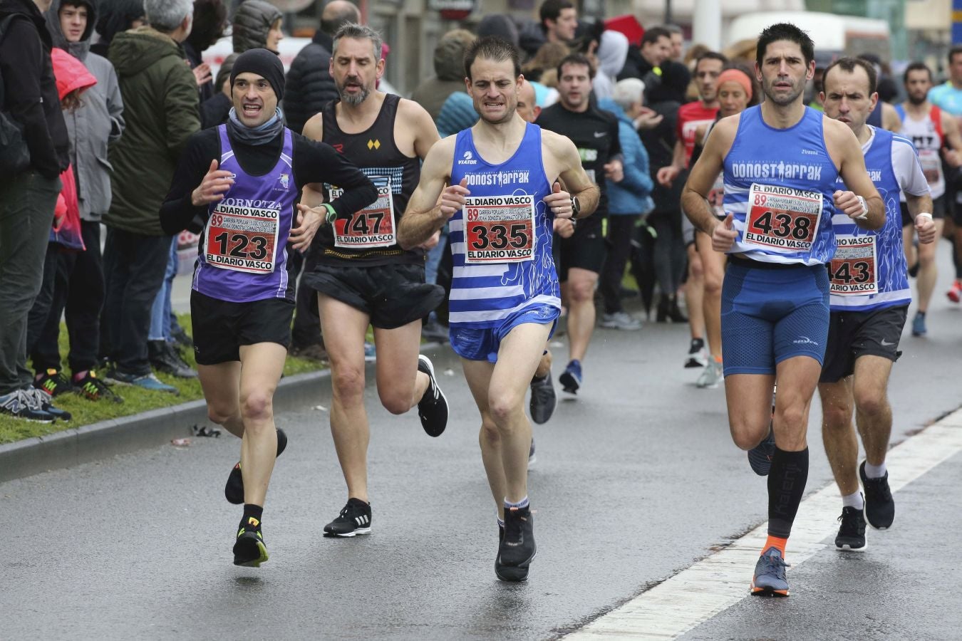 Lluvia, frío y triunfos muy reñidos en los 10 kilómetros de la Gimnástica de Ulía 