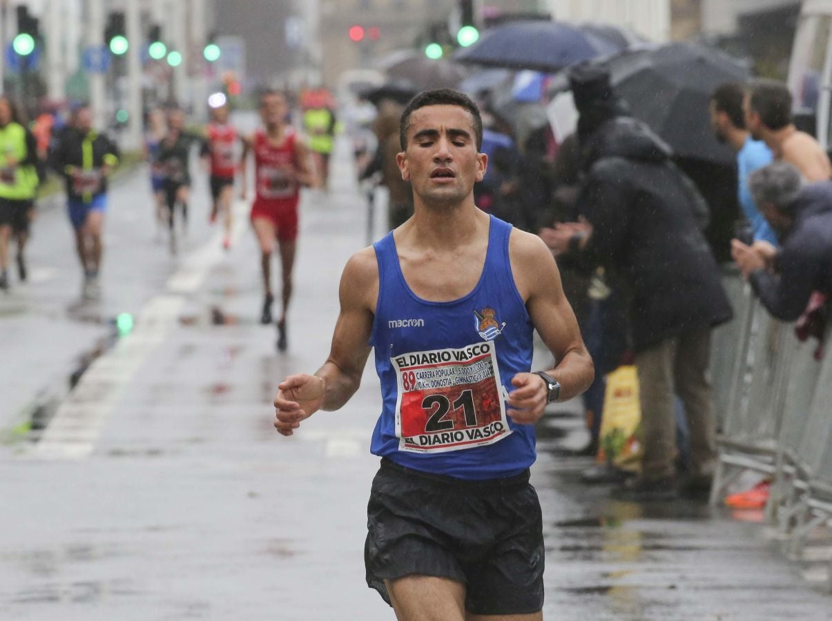 Lluvia, frío y triunfos muy reñidos en los 10 kilómetros de la Gimnástica de Ulía 