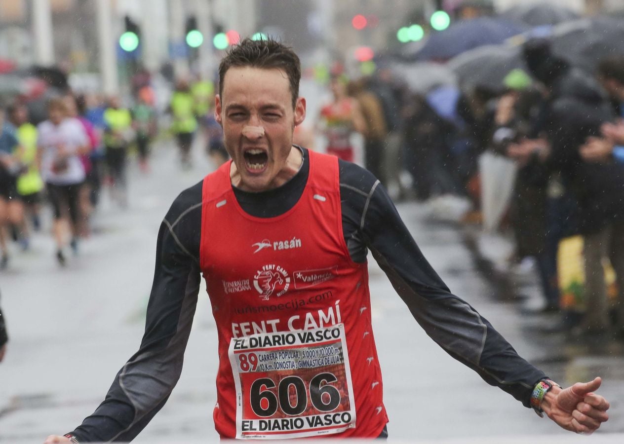 Lluvia, frío y triunfos muy reñidos en los 10 kilómetros de la Gimnástica de Ulía 