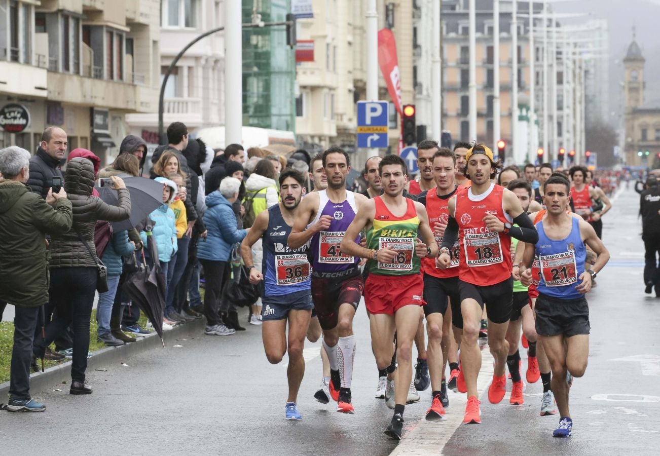 Lluvia, frío y triunfos muy reñidos en los 10 kilómetros de la Gimnástica de Ulía 