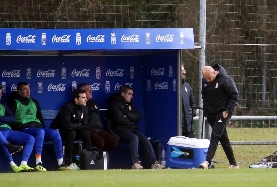 El Real Unión empata ante el Oviedo con un gol de Mikel Obregozo. 