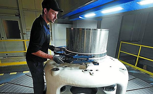 Comprobación en la zona de mecanizado. 