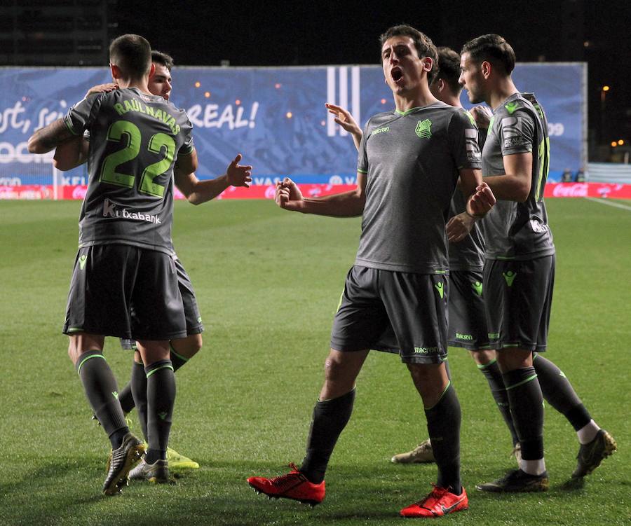 Las fotos más espectáculares del encuentro disputado en Anoeta entre Real Sociedad (esta vez con la segunda equipación) y el Leganés.