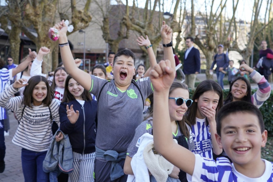 Los aficionados de la Real Sociedad se vuelcan con los jugadores, tal y como demostraron los más de 21.000 espectadores que acudieron a Anoeta para ver jugar a las de Arconada. 