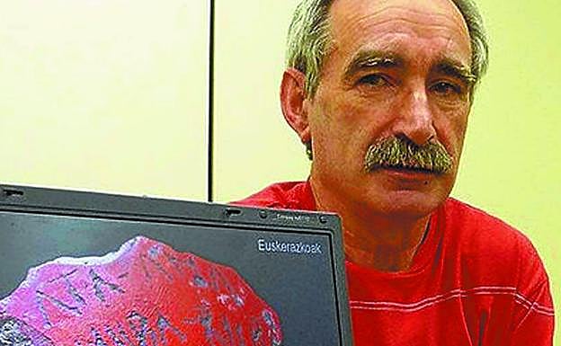 Hipótesis. Elexpuru y la ostraca con las palabras 'ata' (aita), 'ama' (ama),'saba (osaba) o 'mona' (amona). 