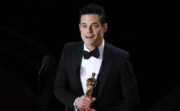 Rami Malek, con el Oscar al mejor actor.