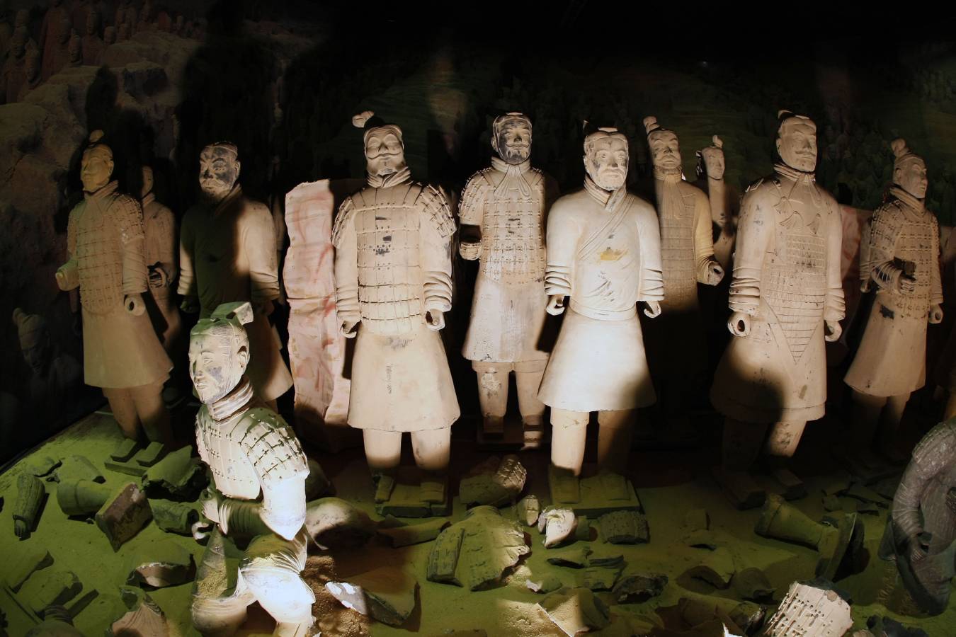 La exposición 'Soldados de Terracota' ya pasó por Torrelavega (Cantabria) y ahora le llega el turno a Pasaia. 