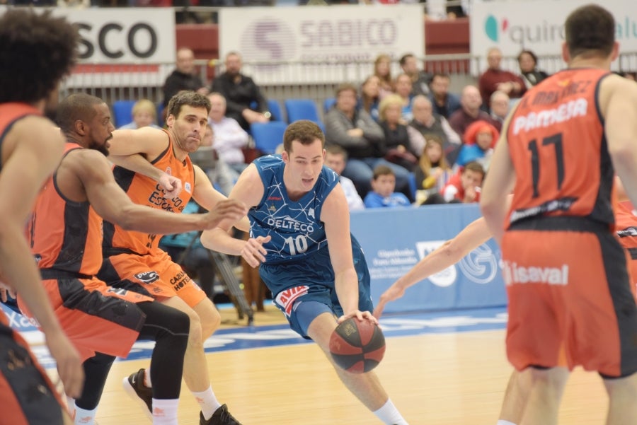 El Gipuzkoa Basket se enfrenta en casa al Valencia Basket. 