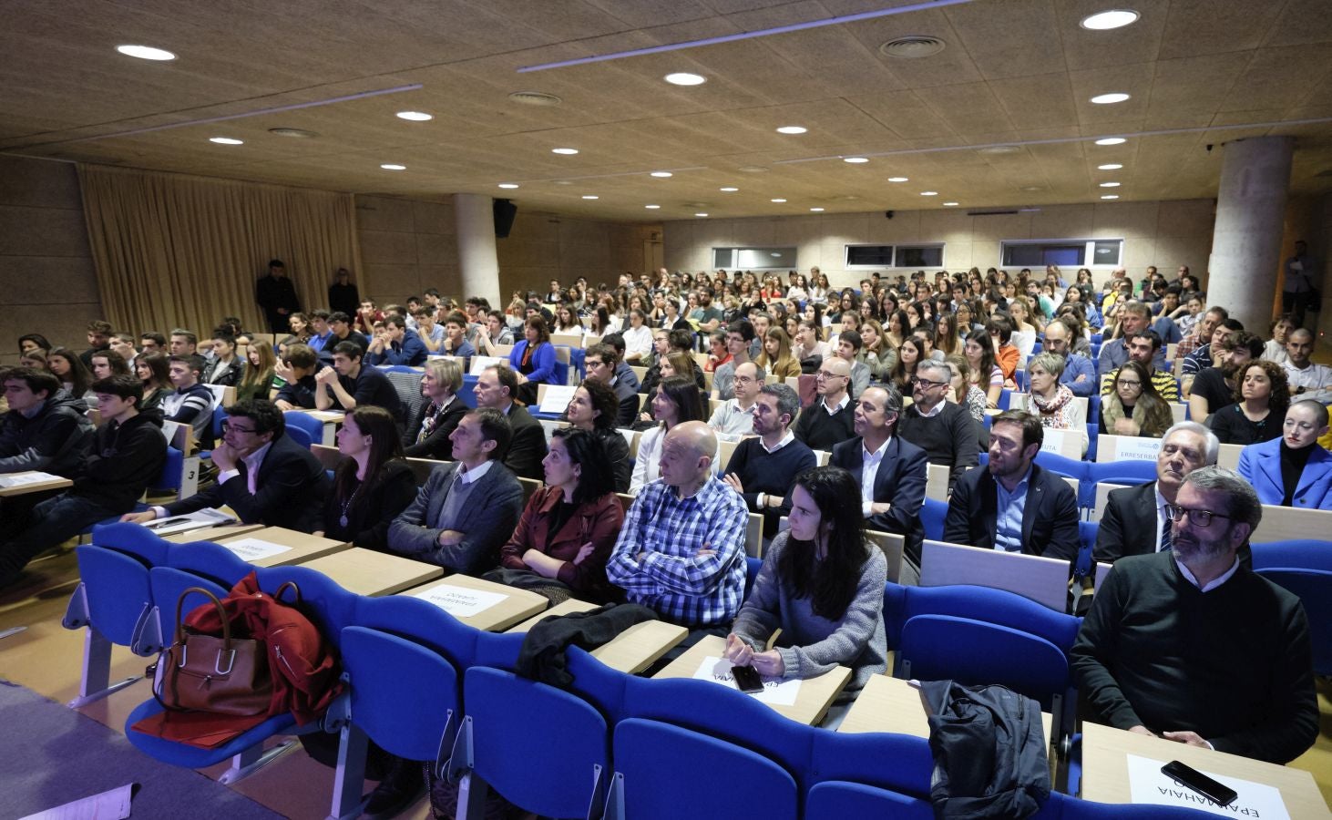 El emprendimiento tiene futuro en Gipuzkoa. Es la principal conclusión que se puede extraer de la séptima edición de STARTinnova, el programa pedagógico impulsado por diariovasco.com y que este curso ha contado con la participación de más de 3.000 alumnos unos 200 centros escolares en Euskadi, Asturias, Valencia, La Rioja, Castilla y León y Madrid.