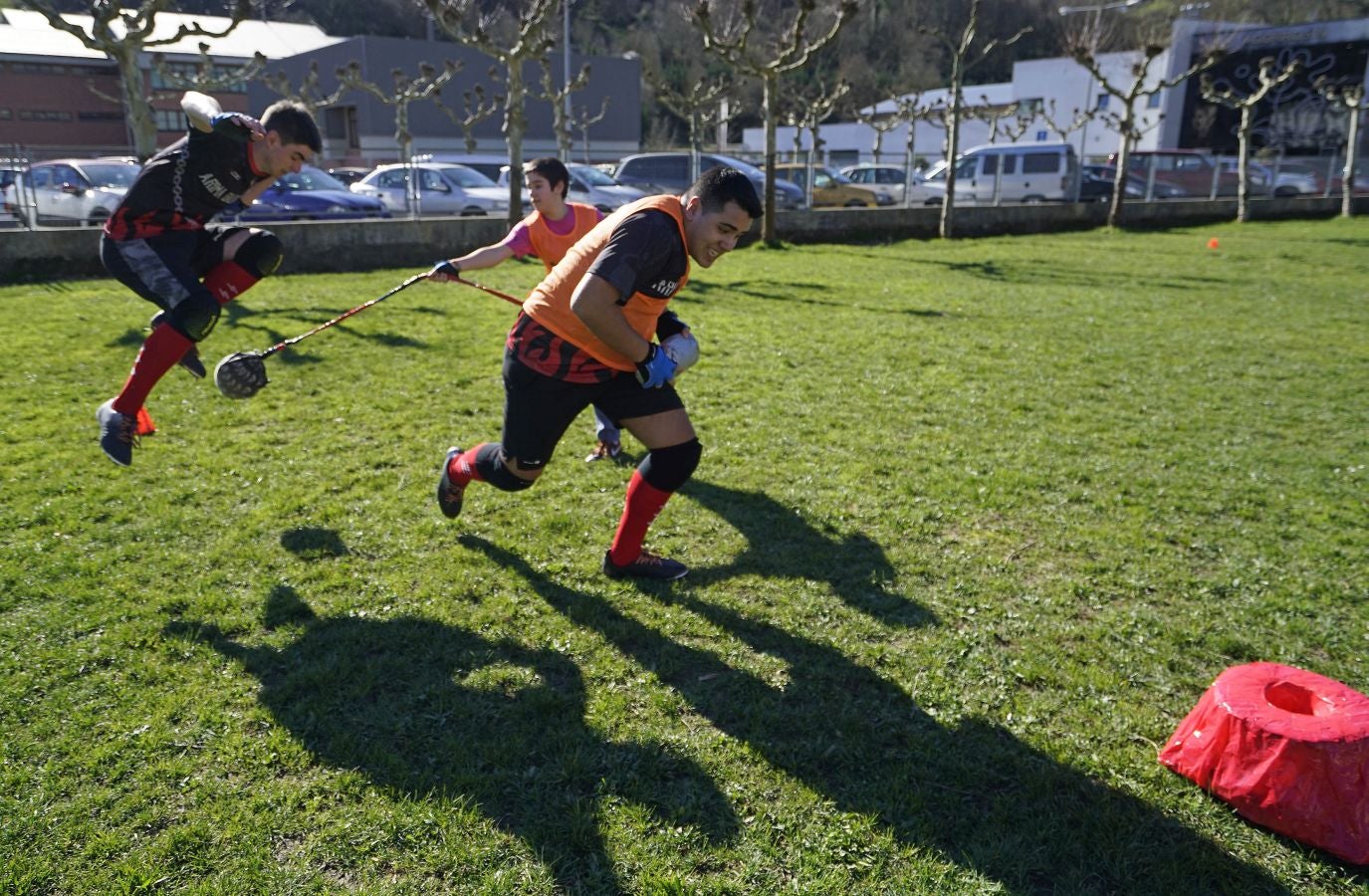 El club Arima Galduak de Eibar practica este novedoso deporte que está dando sus primeros pasos en el País Vasco