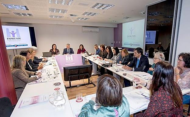 La reunión del Consejo de Dirección de Emakunde 