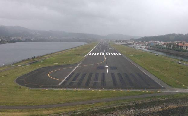 Ortzibia vigila los cambios mientras busca rutas desestacionalizadas desde el aeropuerto de Hondarribia