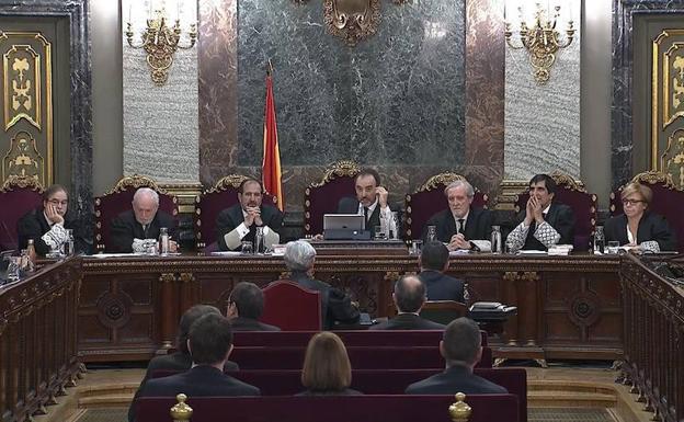 Josep Lluís Trapero declarando como testigo este jueves en el juicio del 'procés'.