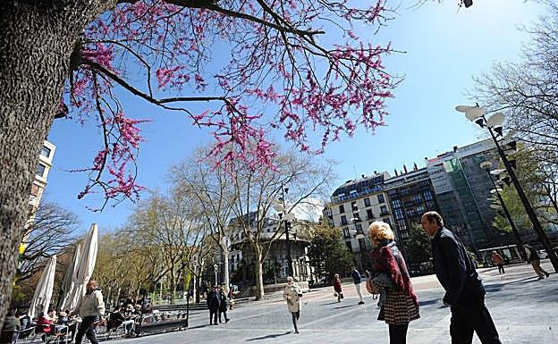 Jornada soleada en Gipuzkoa en vísperas de la llegada de la primavera