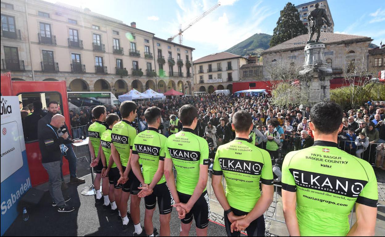 El Murias durante la presentación de la Itzulia este domingo en Zumarraga. 