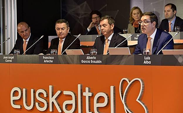 El Gobierno Vasco insinúa que entrará en el capital de Euskaltel si hace falta inclinar la balanza