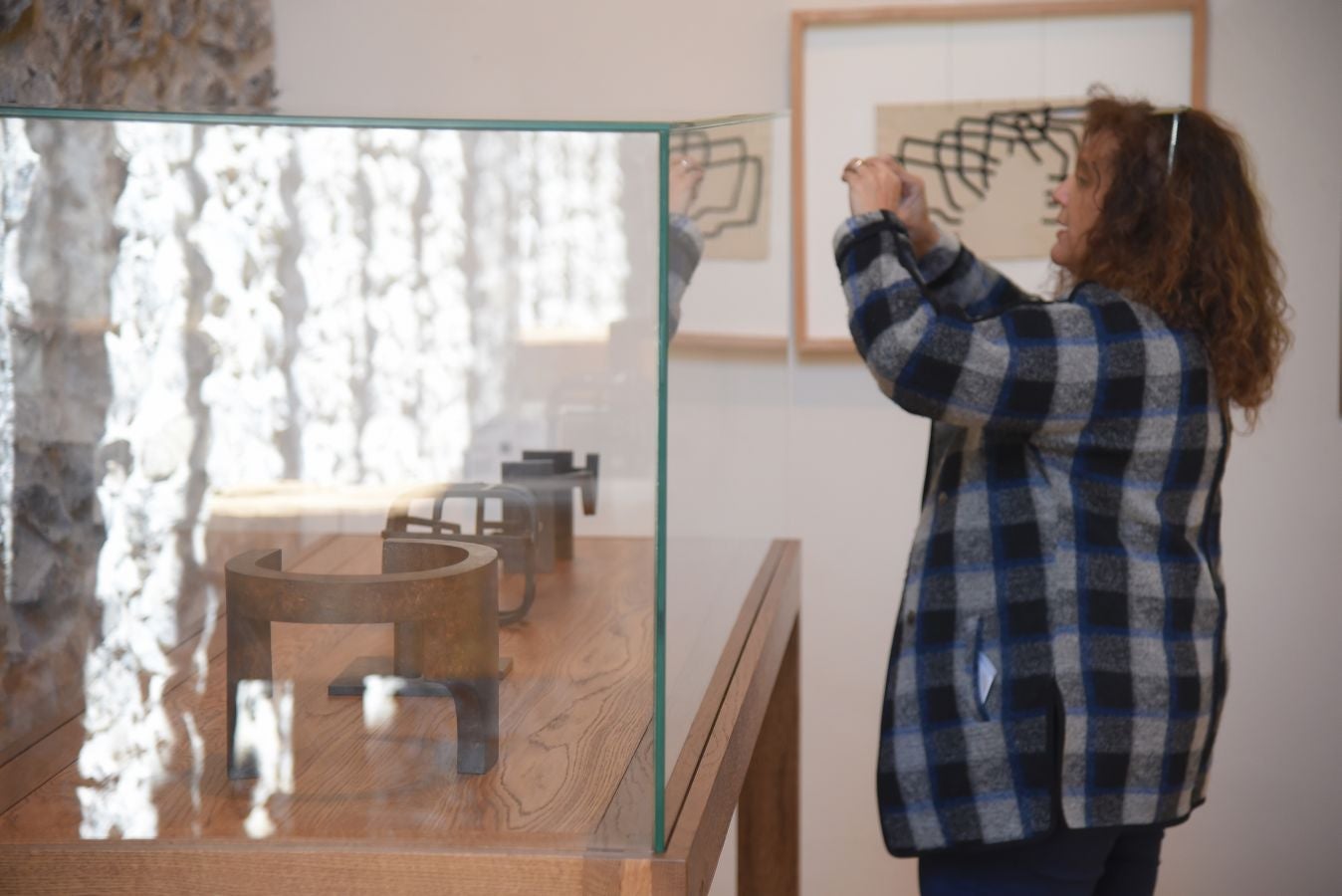 Los primeros visitantes han pasado por el nuevo Chillida Leku y han podido disfrutar, con el mejor tiempo posible, del Museo guipuzcoano.
