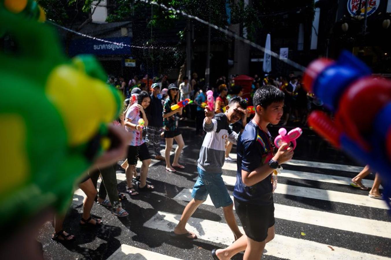 El Songkran o festival del agua, es una de las grandes festividades del budismo con la que se inicia el Año Nuevo tailandés.