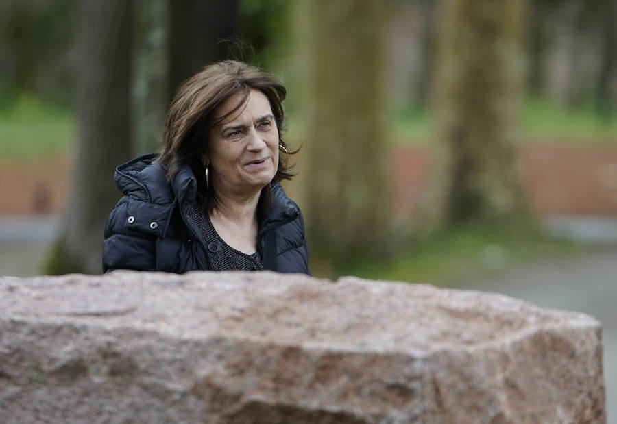 Un goteo incesante de visitantes vuelve a dar vida a Chillida Leku en la aapertura oficial al público este miércoles