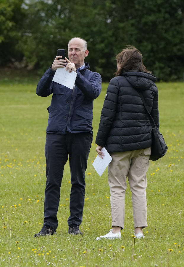 Un goteo incesante de visitantes vuelve a dar vida a Chillida Leku en la aapertura oficial al público este miércoles